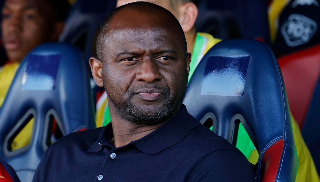 Vieira esonerato dal Genoa: Murgita-Criscito in panchina
